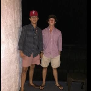 Meet your Posher, Max